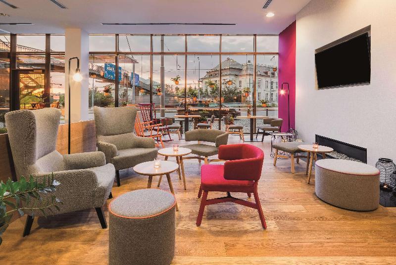 Vienna House Easy by Wyndham Pilsen - Bar