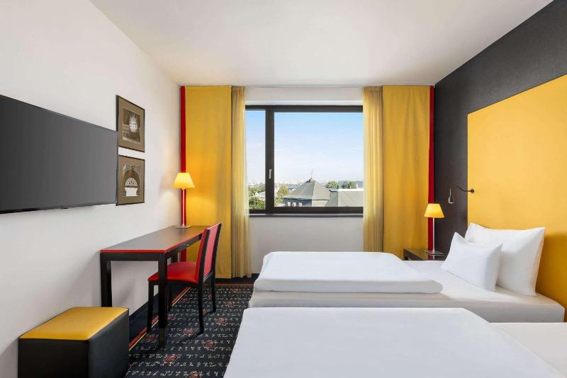 Vienna House Easy by Wyndham Pilsen - Genel