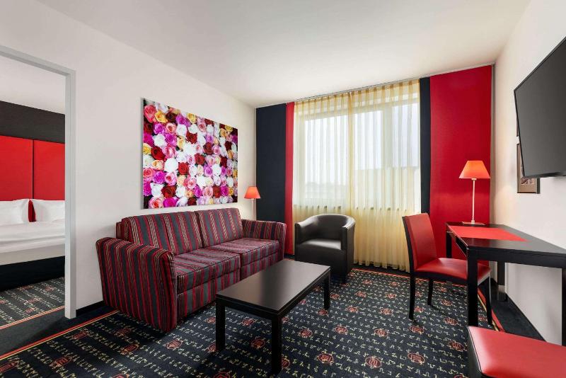 Vienna House Easy by Wyndham Pilsen - Genel