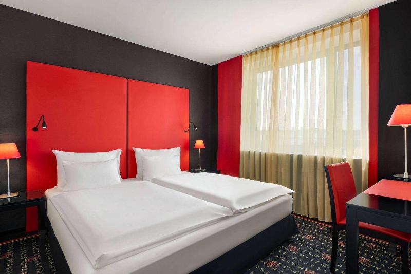 Vienna House Easy by Wyndham Pilsen - Genel