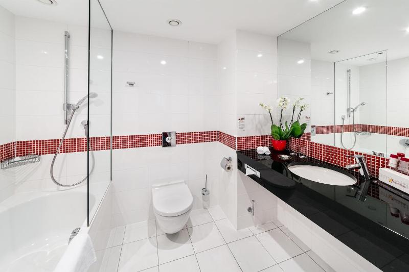 Vienna House Easy by Wyndham Pilsen - Genel