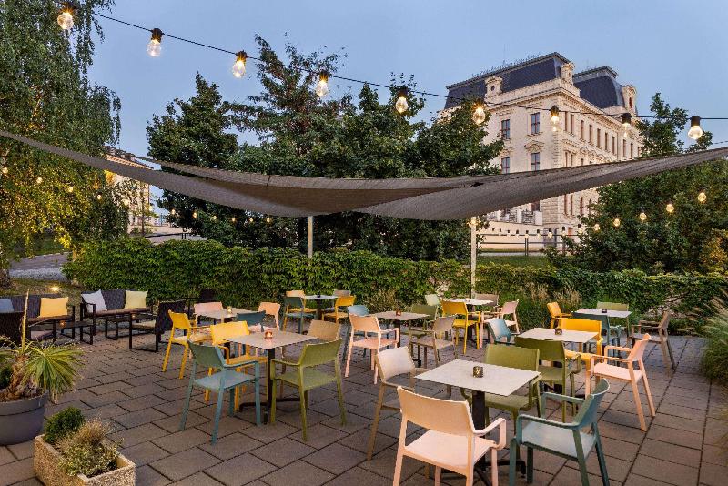 Vienna House Easy by Wyndham Pilsen - Restoran