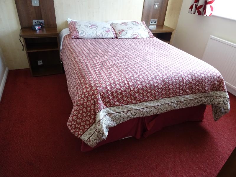 Gatwick Whitehouse Hotel - Oda