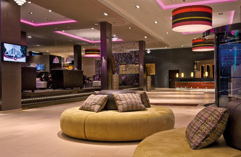 Leonardo Royal Hotel Munich - Lobi