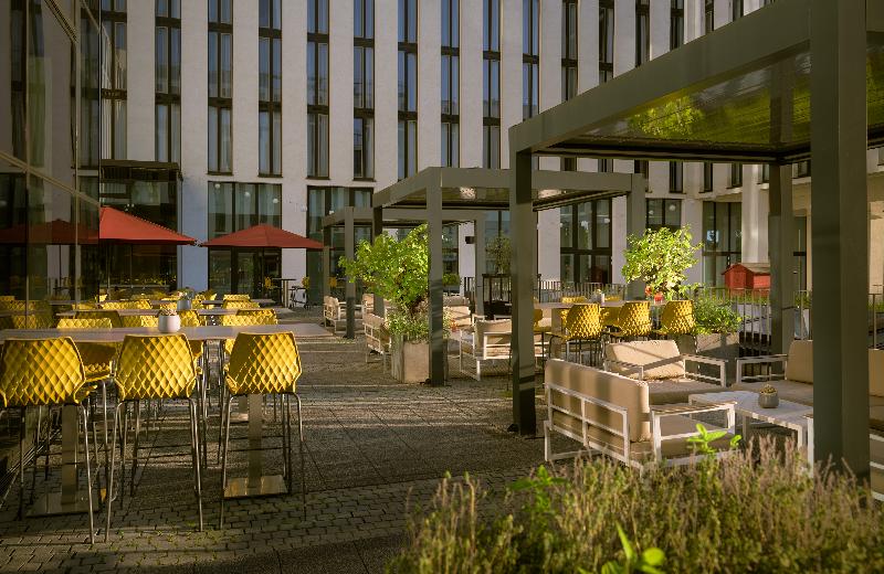 Leonardo Royal Hotel Munich - Teras