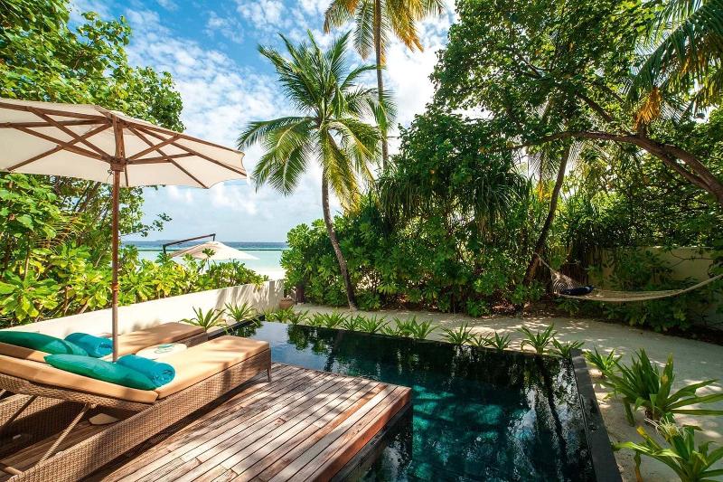 Constance Halaveli Resort - Oda