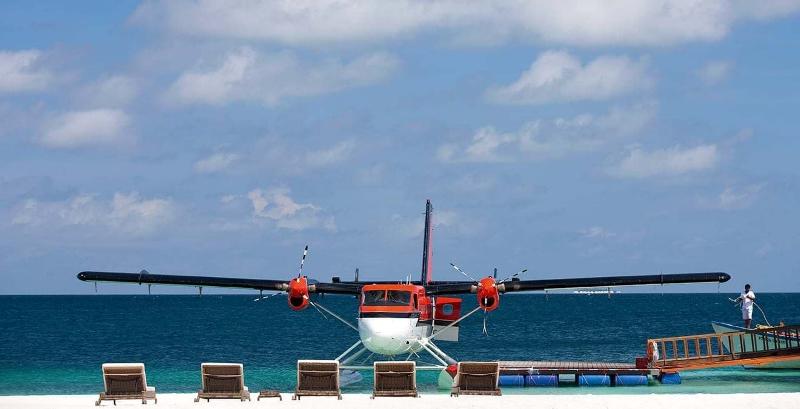 Constance Moofushi Resort - Lobi