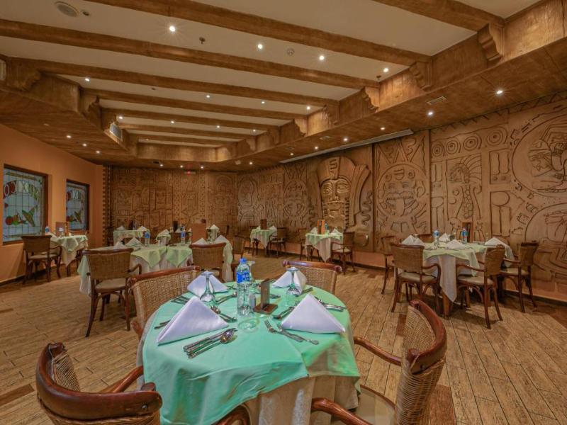 Titanic Palace - Genel