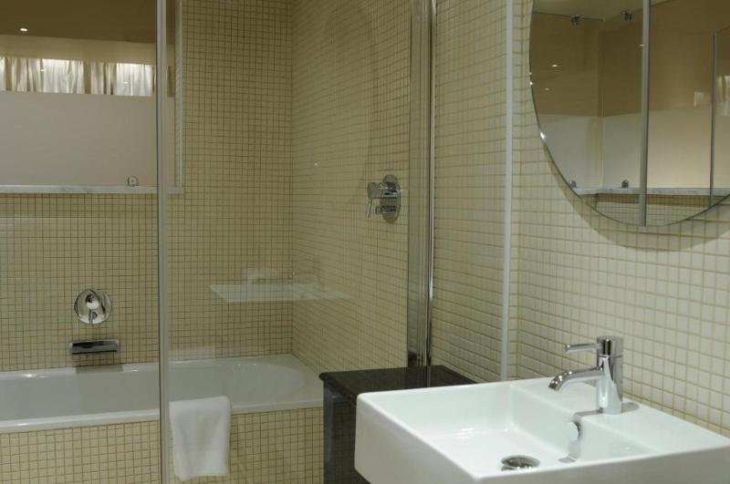 E Hotel Spa and Resort - Oda
