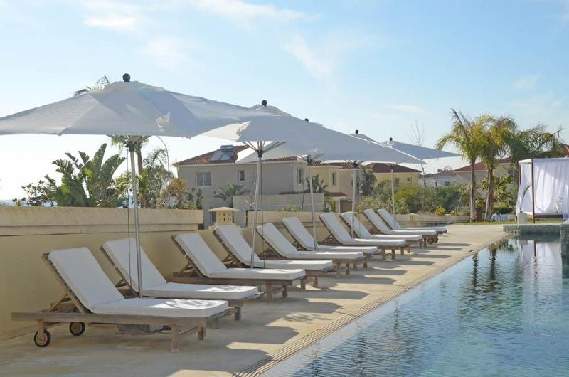 E Hotel Spa and Resort - Teras