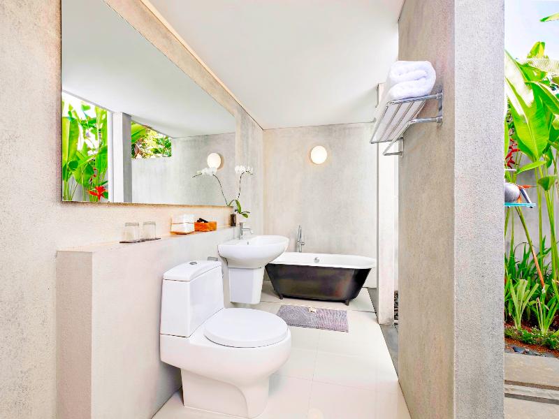 Mayaloka Villas Seminyak - Oda