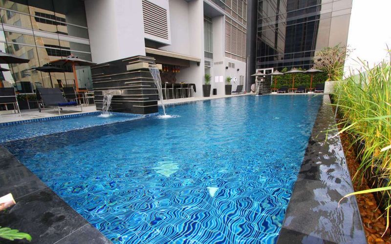 Four Points by Sheraton Bangkok Ploenchit - Havuz