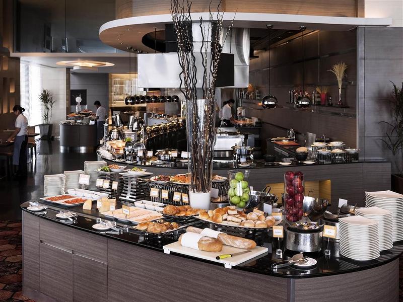 Four Points by Sheraton Bangkok Ploenchit - Restoran