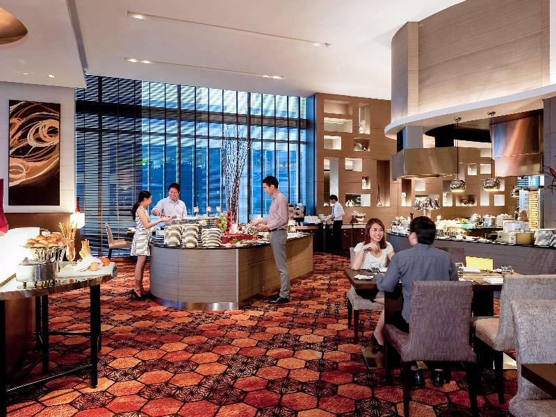 Four Points by Sheraton Bangkok Ploenchit - Restoran