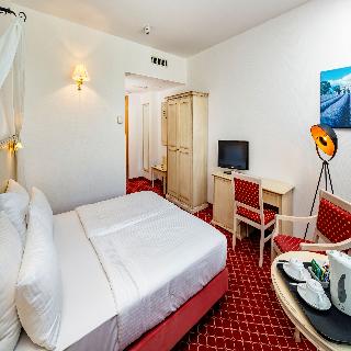 Mercure Hotel Chateau Berlin am Kurfuerstendamm fotoÄŸrafÄ±
