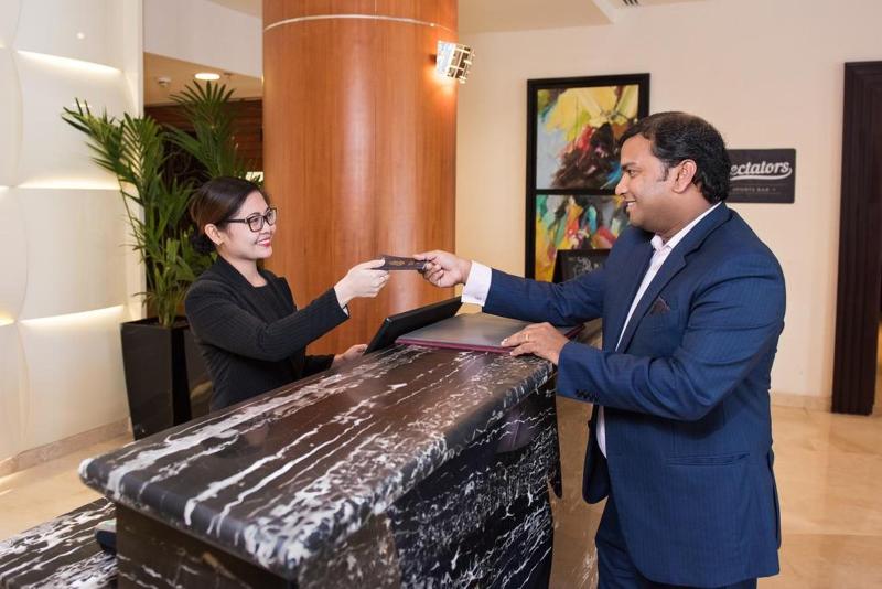 Avani Deira Dubai Hotel - Lobi