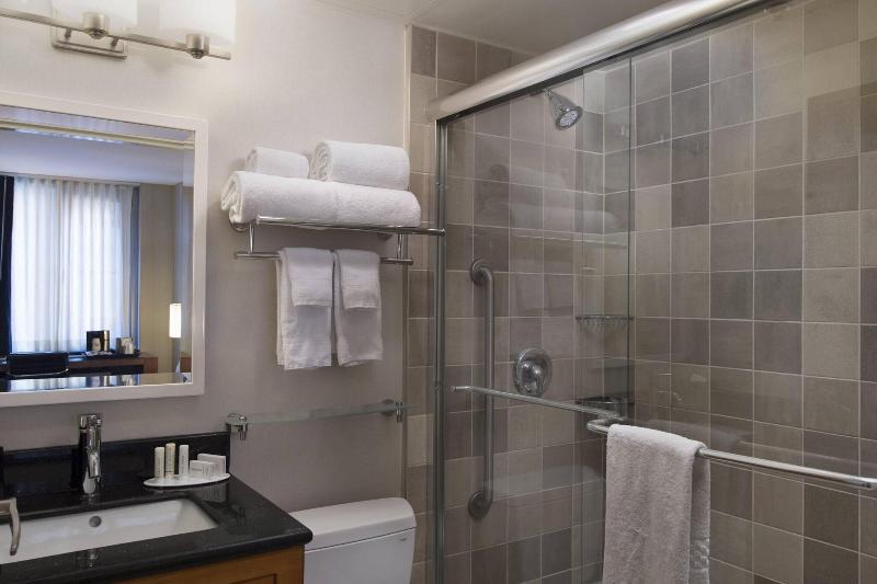 Fairfield Inn & Suites NY Manhattan/ Fifth Avenue - Oda
