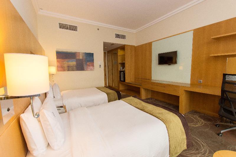 Holiday Inn Abu Dhabi - Oda