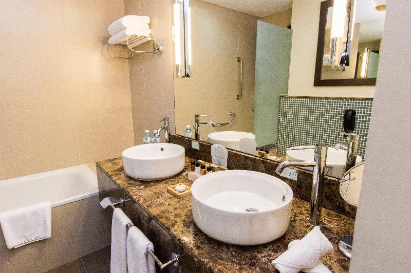 Holiday Inn Abu Dhabi - Oda