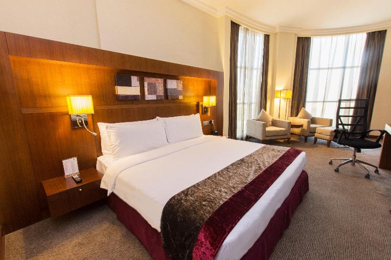 Holiday Inn Abu Dhabi - Oda