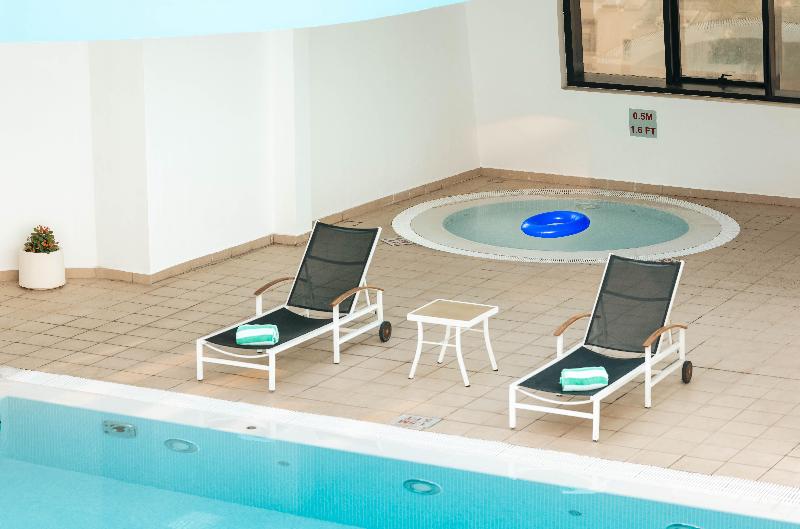 Holiday Inn Abu Dhabi - Havuz