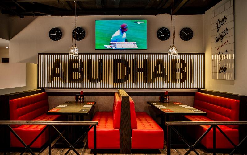 Holiday Inn Abu Dhabi - Restoran