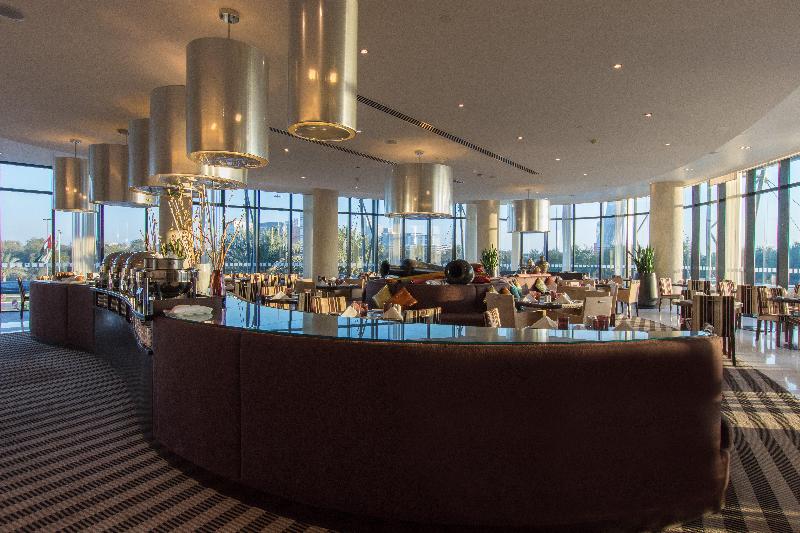 Holiday Inn Abu Dhabi - Restoran