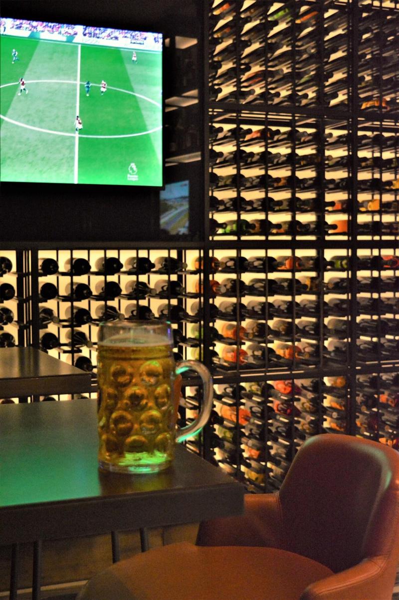 Sheraton Dubai Mall of the Emirates Hotel - Bar