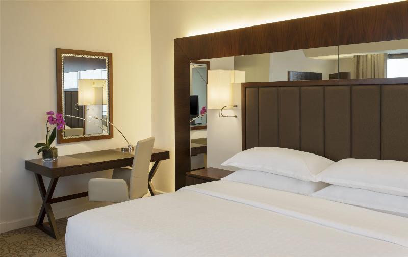 Sheraton Dubai Mall of the Emirates Hotel - Genel