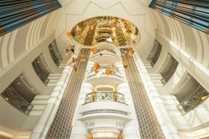 Sheraton Dubai Mall of the Emirates Hotel - Genel