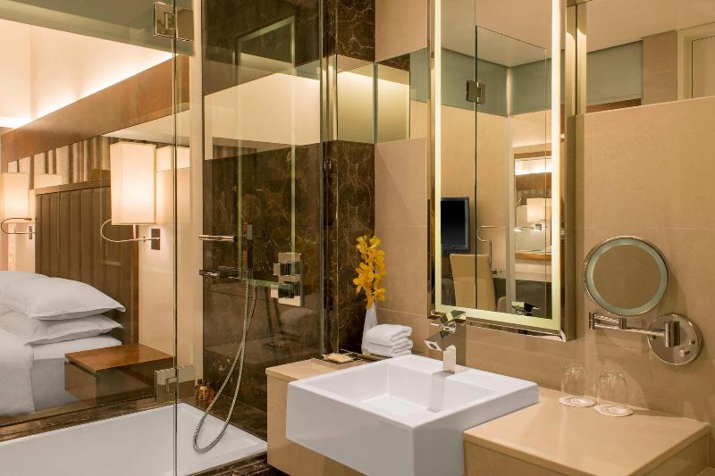 Sheraton Dubai Mall of the Emirates Hotel - Oda