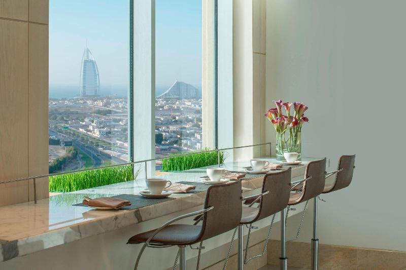 Sheraton Dubai Mall of the Emirates Hotel - Oda