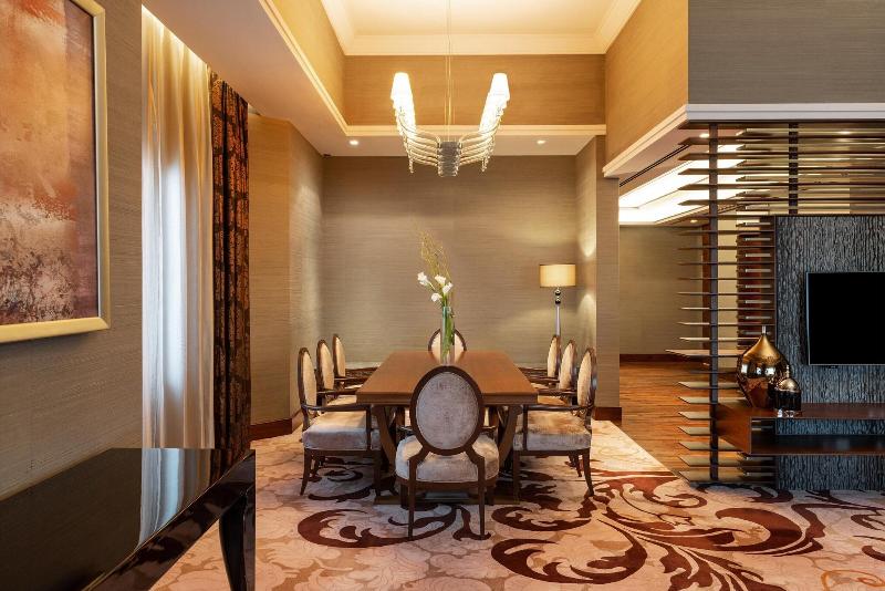 Sheraton Dubai Mall of the Emirates Hotel - Restoran
