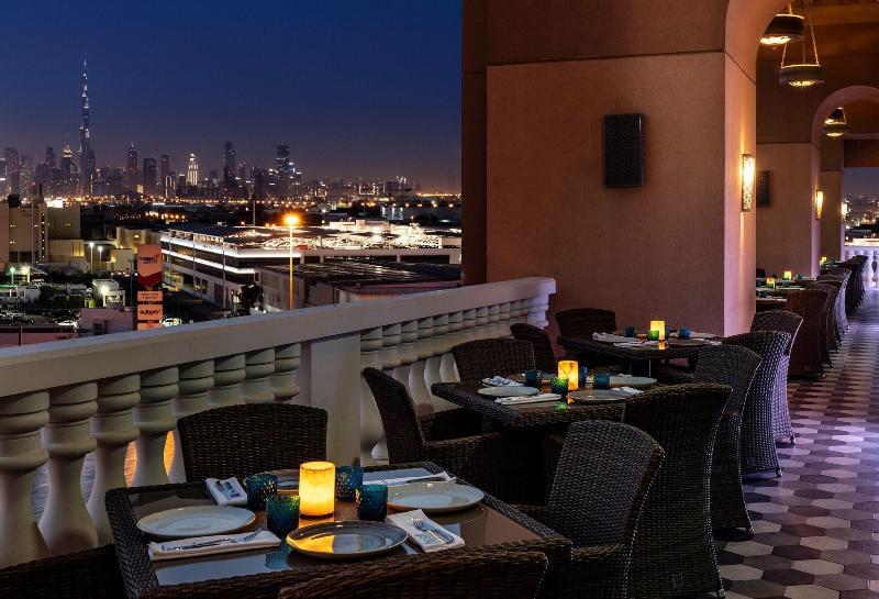 Sheraton Dubai Mall of the Emirates Hotel - Teras