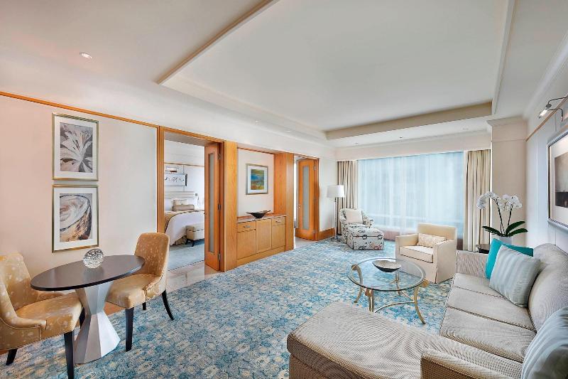 The Ritz-Carlton, Dubai Intl Financial Centre - Oda