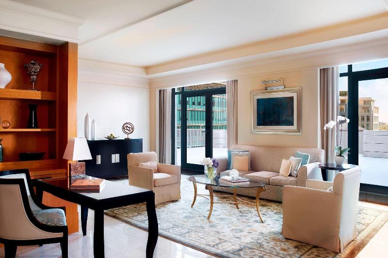 The Ritz-Carlton, Dubai Intl Financial Centre - Oda