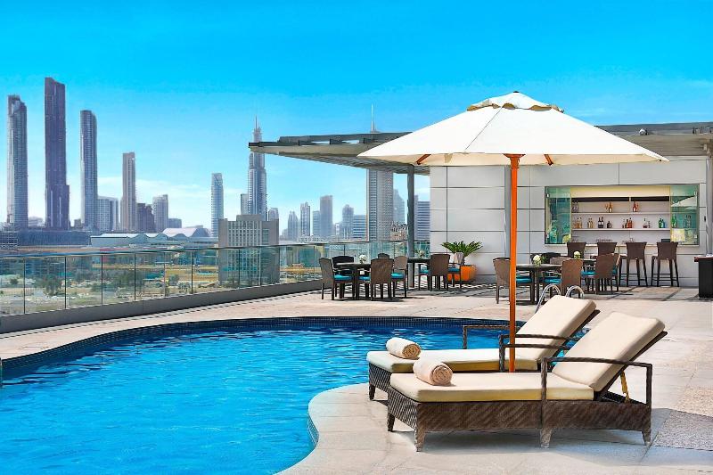 The Ritz-Carlton, Dubai Intl Financial Centre - Havuz