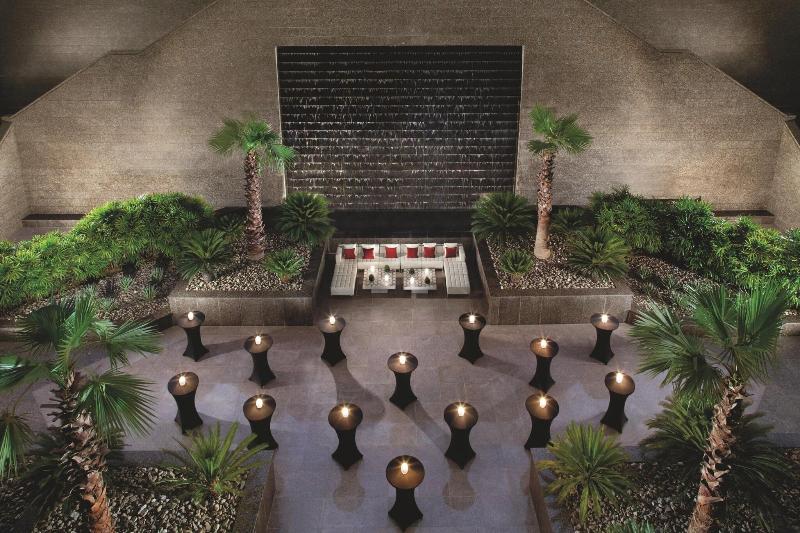 The Ritz-Carlton, Dubai Intl Financial Centre - Restoran