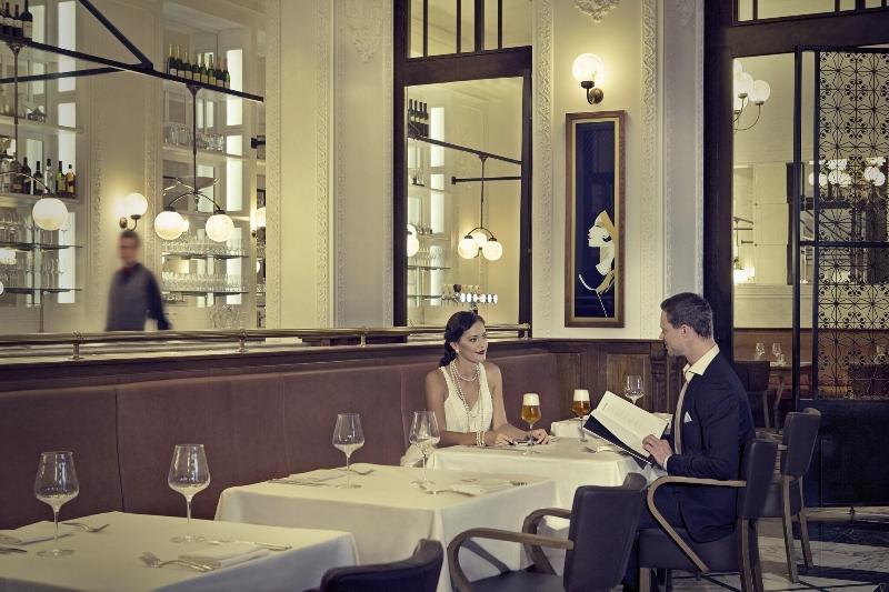 The Ritz-Carlton, Dubai Intl Financial Centre - Restoran