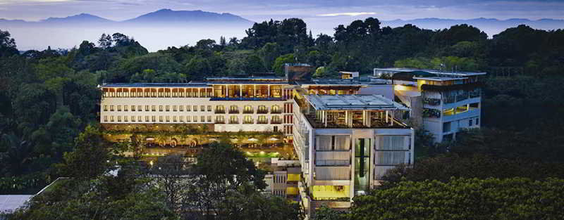 Padma Hotel Bandung otel fotoğrafı