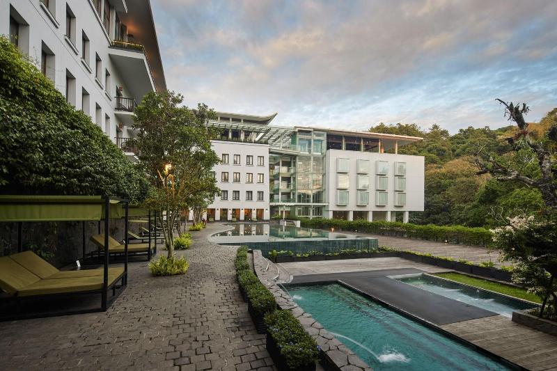 Padma Hotel Bandung - Genel