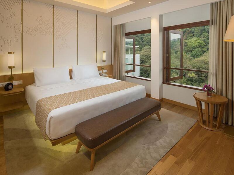 Padma Hotel Bandung - Oda
