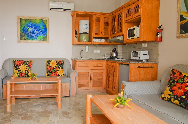 Hawaii Resort Family Suites @ Anyer Beach - Oda