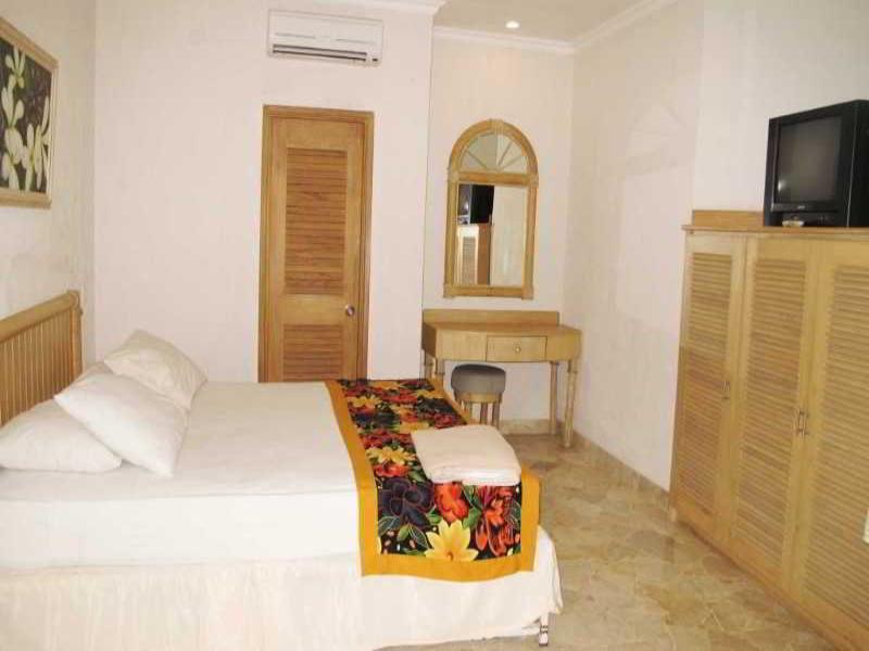 Hawaii Resort Family Suites @ Anyer Beach - Oda