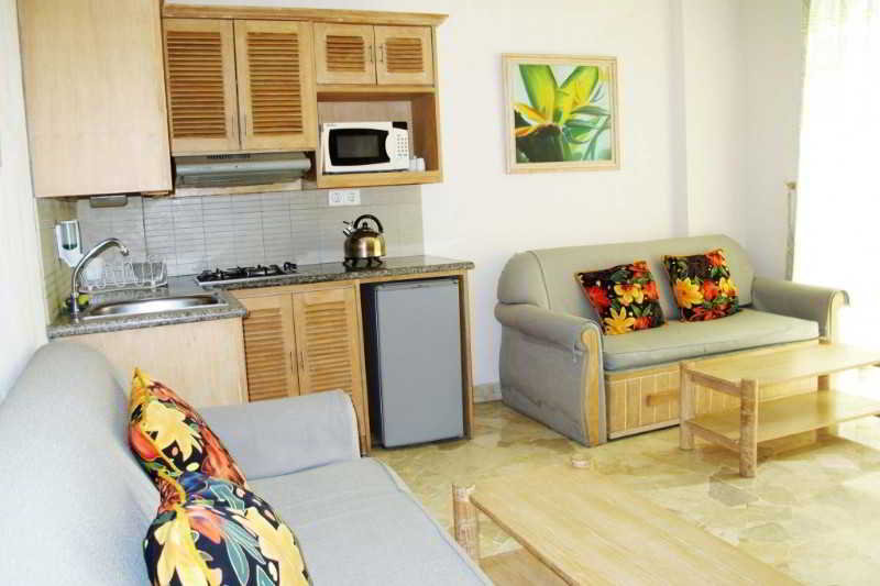 Hawaii Resort Family Suites @ Anyer Beach fotoÄŸrafÄ±