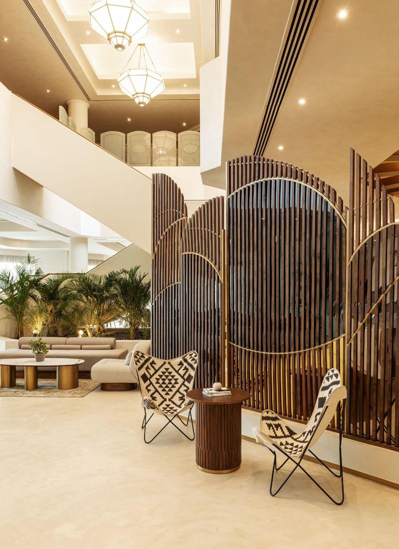 Majestic Cove Hotel - Lobi