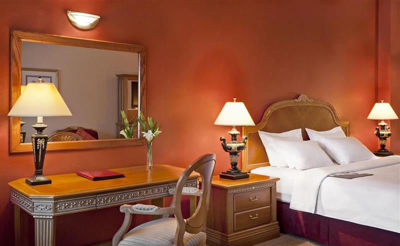 Majestic Cove Hotel - Genel