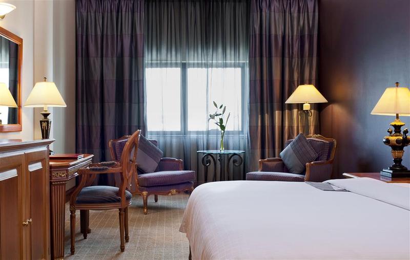 Majestic Cove Hotel - Genel