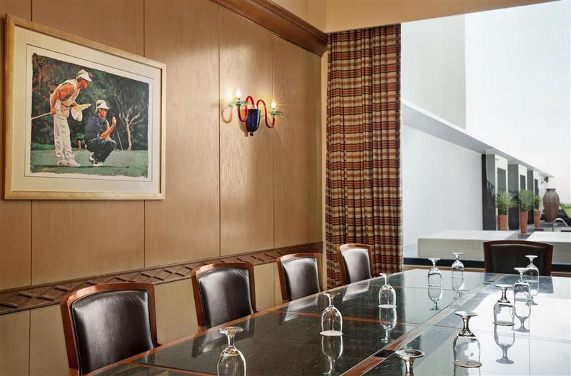 Majestic Cove Hotel - Genel