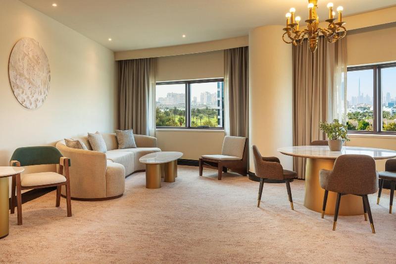 Majestic Cove Hotel - Oda